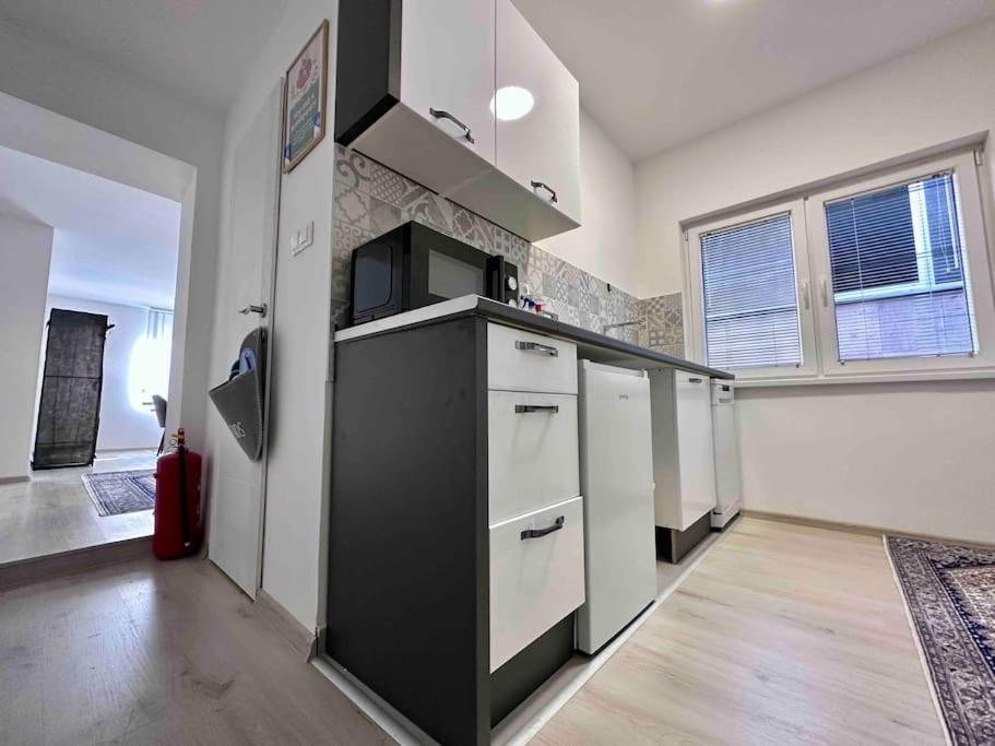 Apartment Easy Go Сараєво Екстер'єр фото